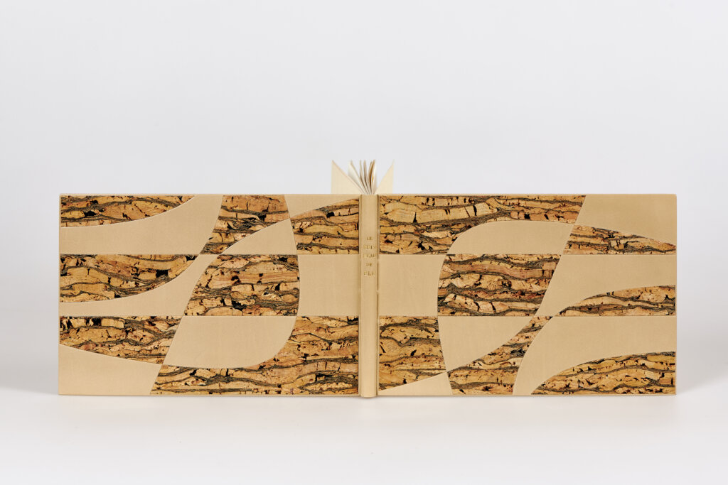 © Gerard TORDJMAN : Tel : +33 (0)6 08 18 43 47E-Mail : studio.g